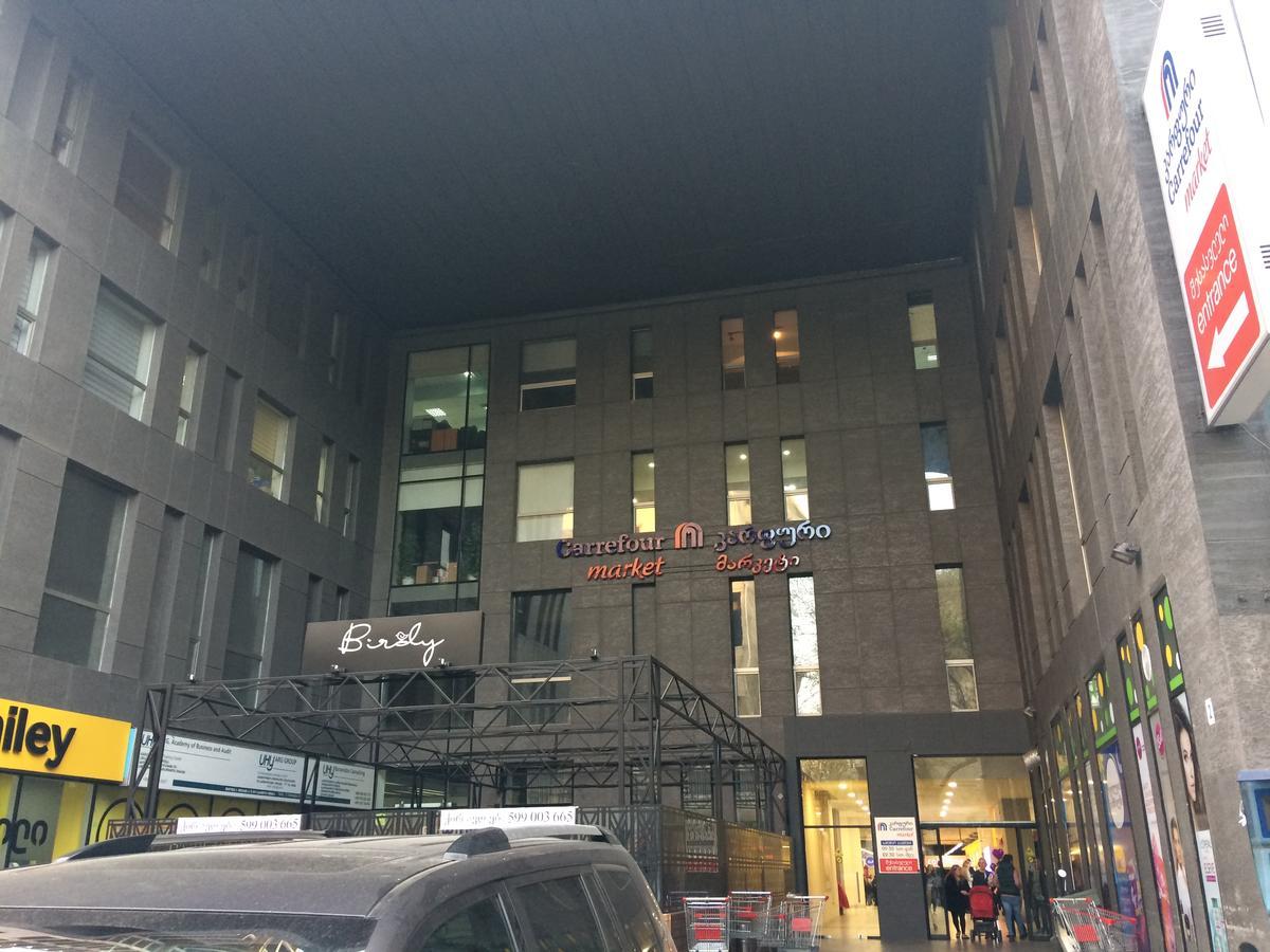 Vip Apartment At Gamrekeli Str 1 Tbilisi Exterior foto